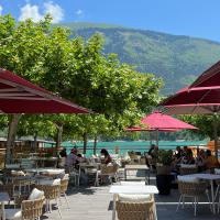 terrasse avec vue sur le lac
